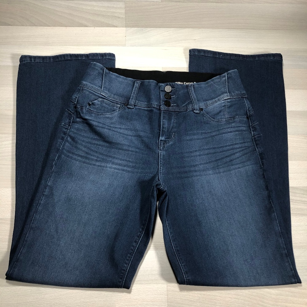 Laurie Felt  Silky Curve Boot Cut Jeans